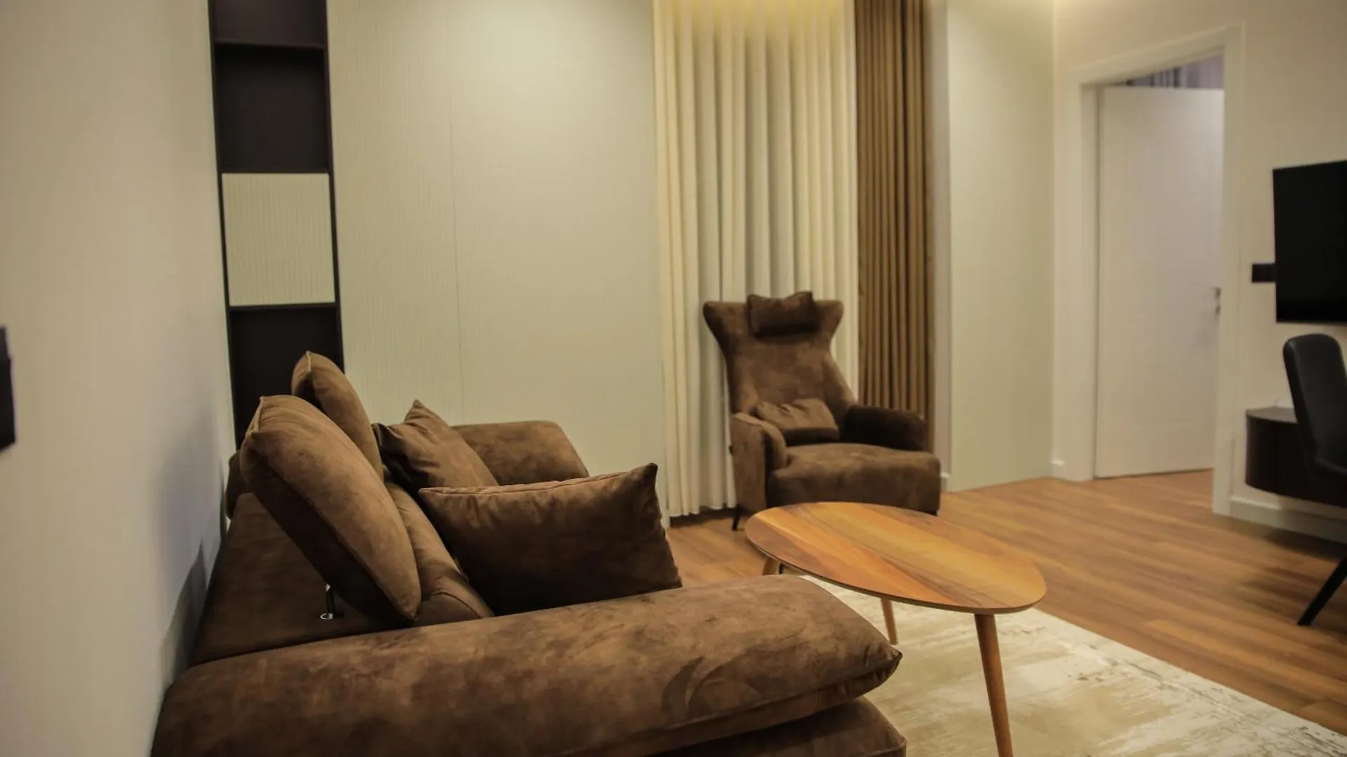 Lm Apartments تيرانا ألبانيا